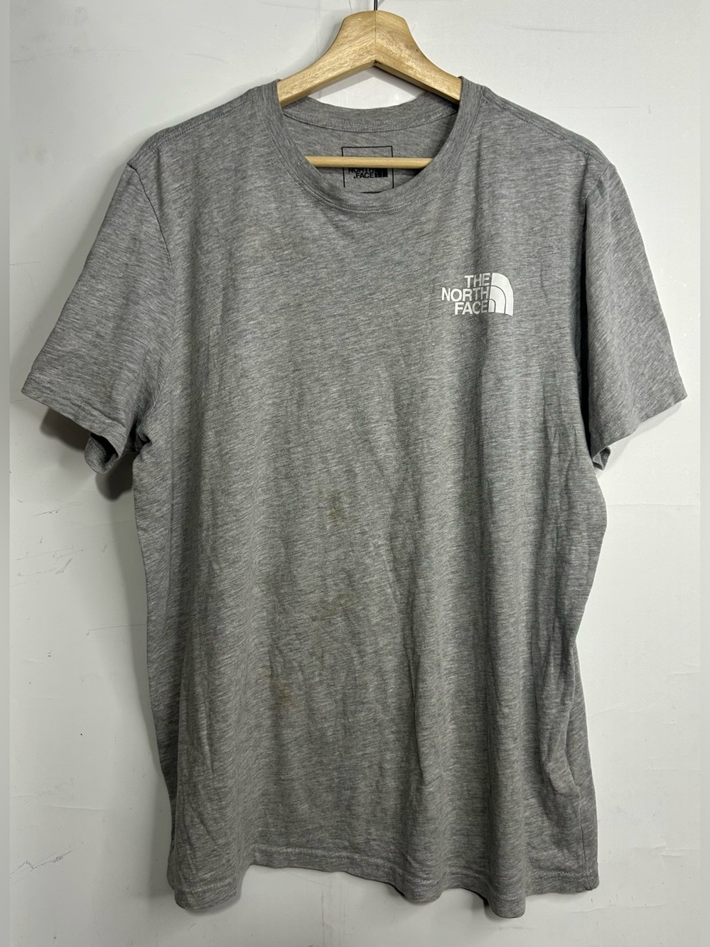 5 for $25🔥The North Face Grey Short Sleeve T-Shirt Medium